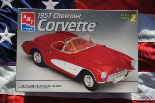 AMT8212  1957 Chevrolet Corvette